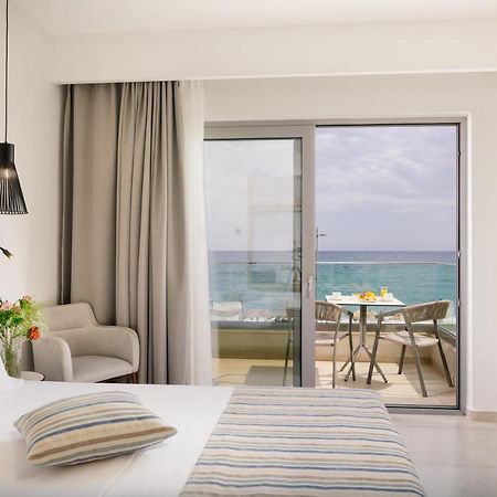 העיירה רתימנו Batis Beach Hotel מראה חיצוני תמונה