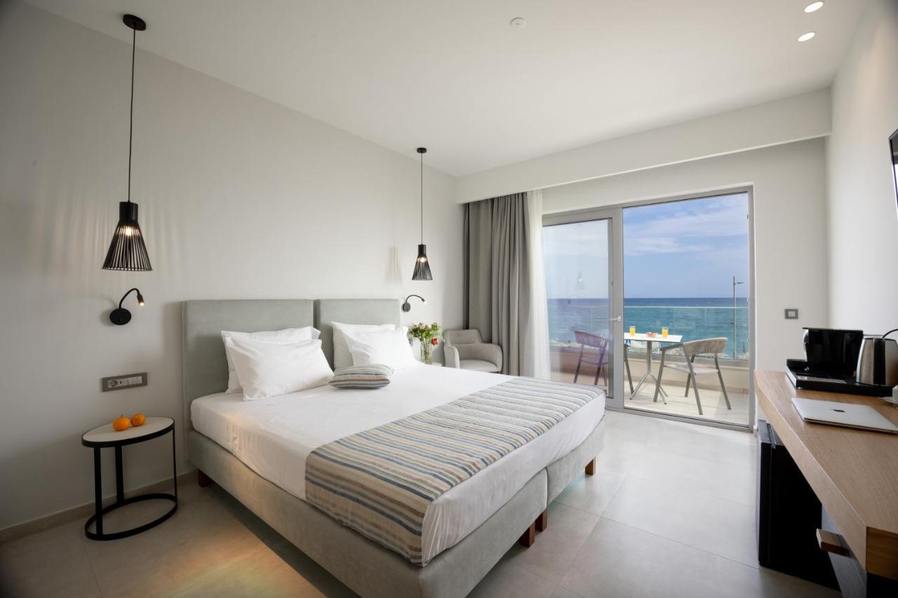 העיירה רתימנו Batis Beach Hotel מראה חיצוני תמונה