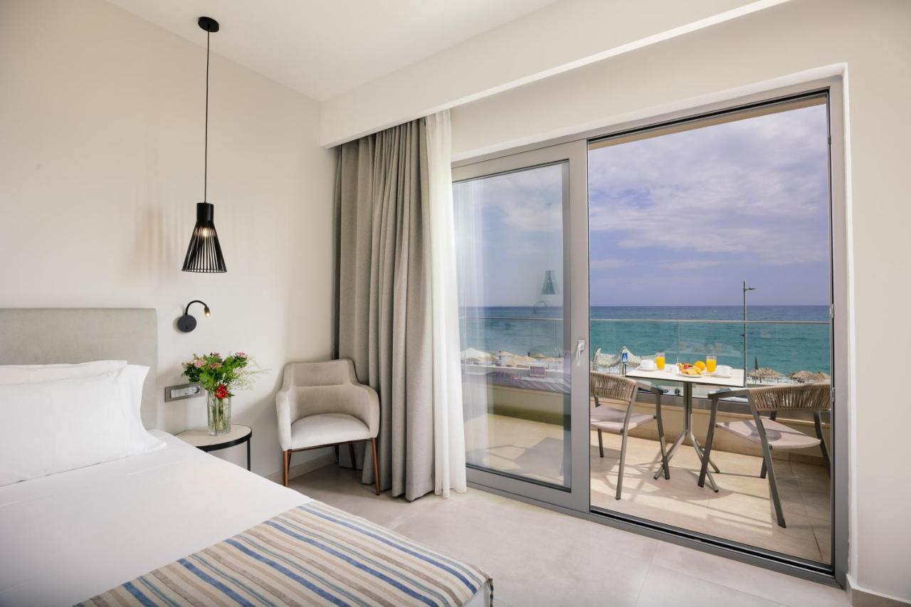 העיירה רתימנו Batis Beach Hotel מראה חיצוני תמונה