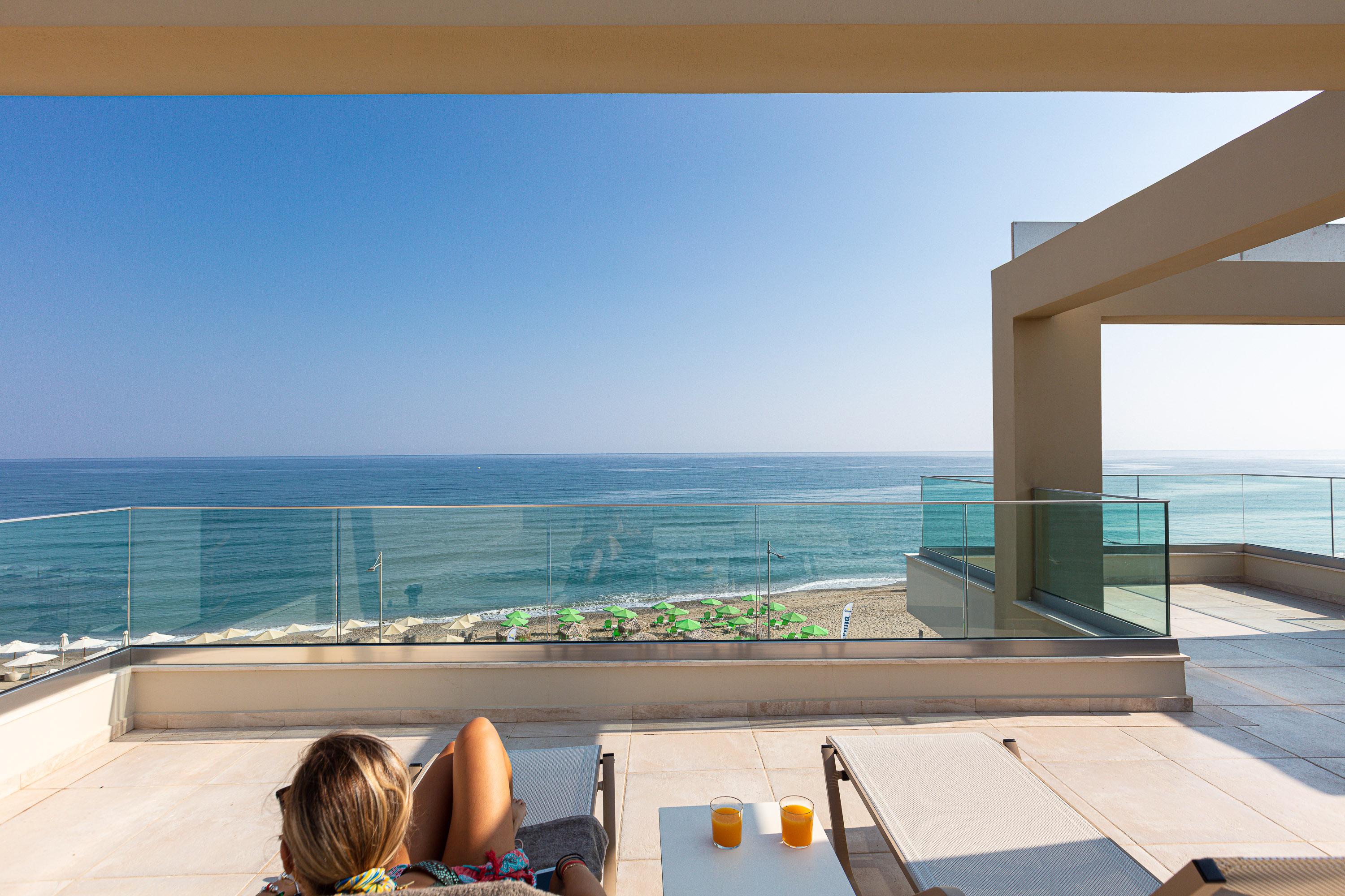 העיירה רתימנו Batis Beach Hotel מראה חיצוני תמונה