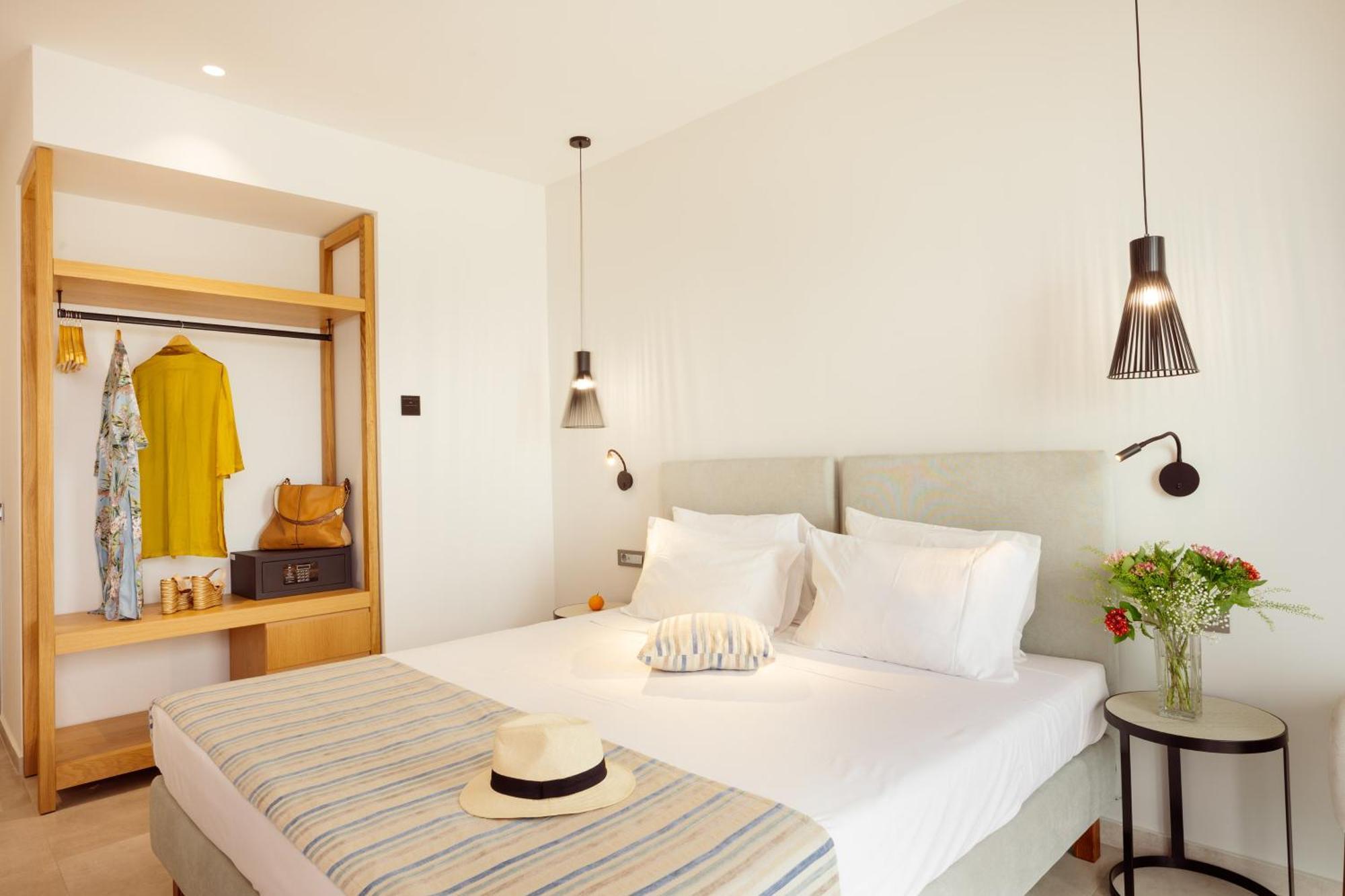 העיירה רתימנו Batis Beach Hotel מראה חיצוני תמונה