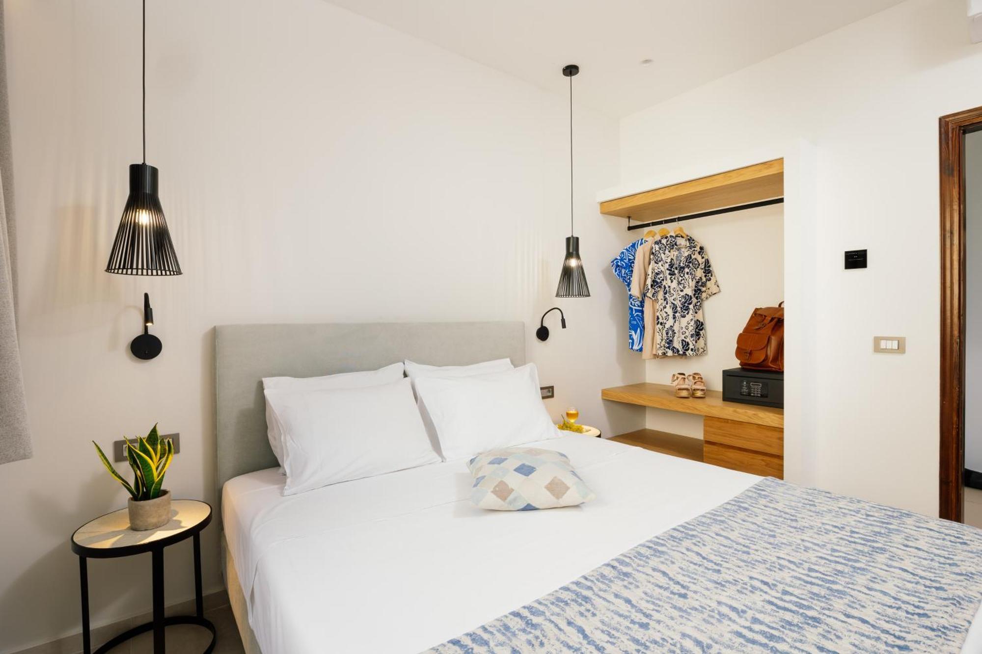 העיירה רתימנו Batis Beach Hotel מראה חיצוני תמונה