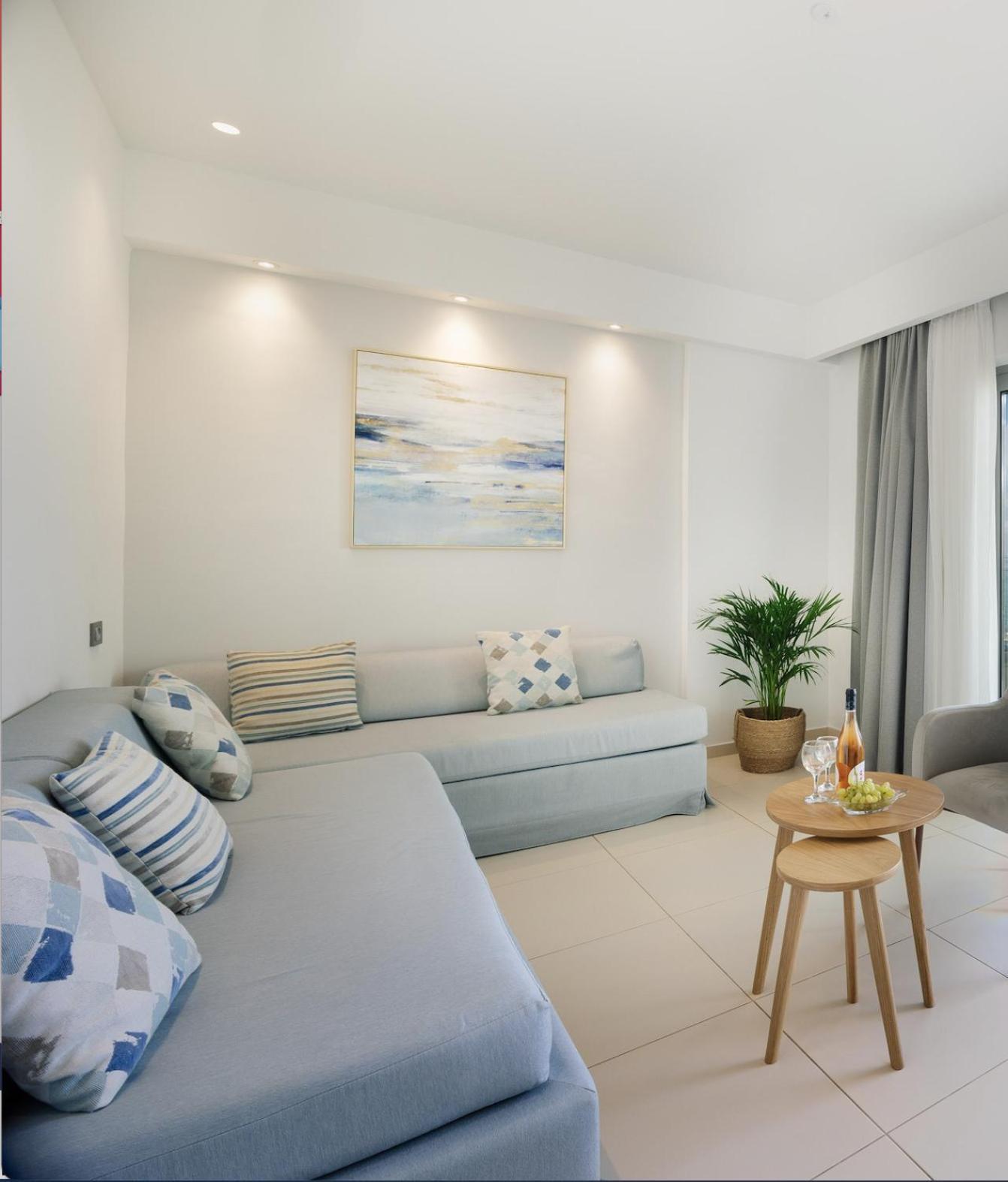 העיירה רתימנו Batis Beach Hotel מראה חיצוני תמונה