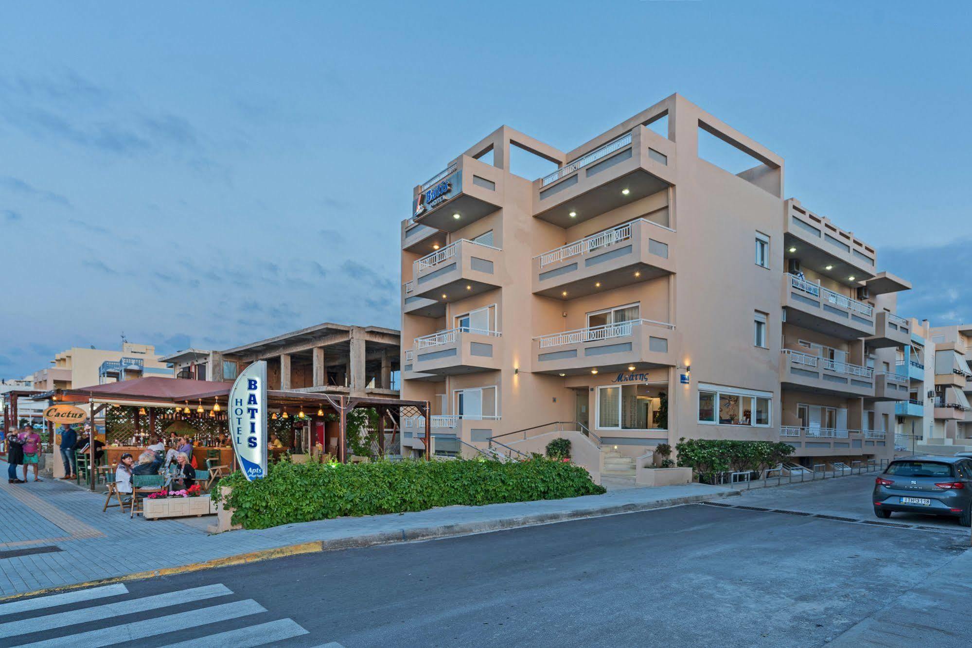 העיירה רתימנו Batis Beach Hotel מראה חיצוני תמונה